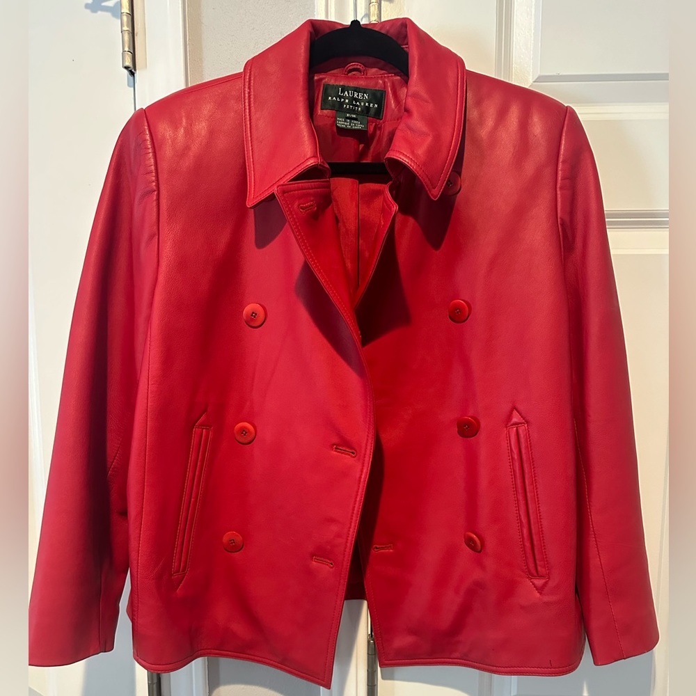 ❤️Vintage Ralph Lauren Red 100% leather Coat❤️ Womens size medium petite.